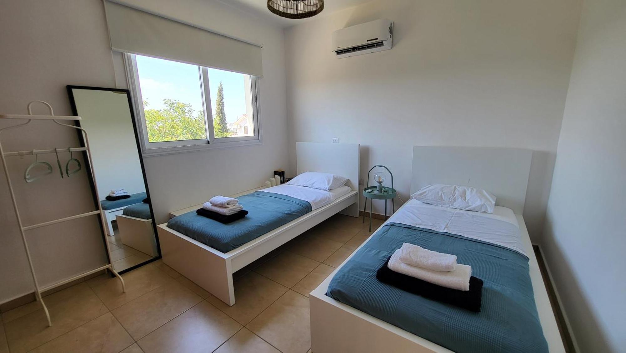 Mythical Sands Resort - Hana Paralimni Rum bild